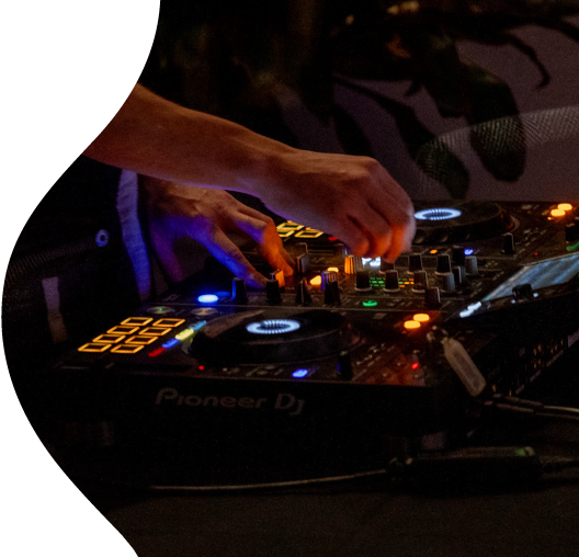 Sunday Spice & Sound DJ session at Layla
